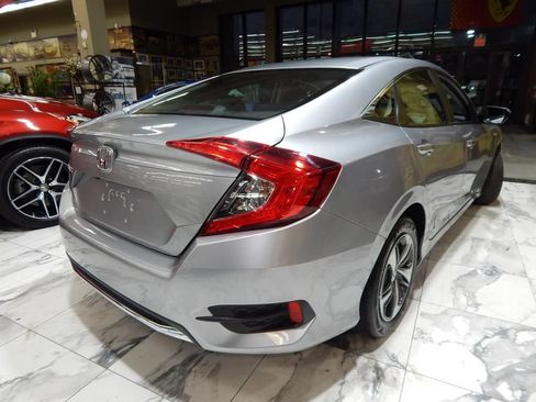Used 2020 Honda Civic LX image 5