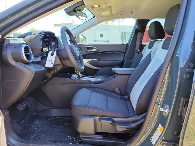 New 2026 Chevrolet Trax LS w/ LS Convenience Package FWD image 20