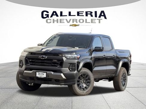 New 2026 Chevrolet Colorado Trail Boss AWD/4WD image 2