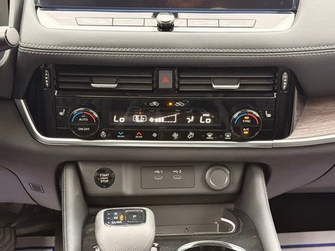 New 2026 Nissan Rogue Platinum w/ Tech Package image 28