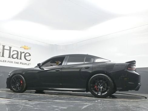 Used 2017 Dodge Charger R/T image 51