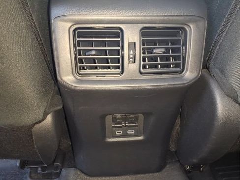 Used 2024 Toyota RAV4 XLE AWD/4WD image 17