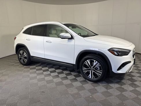 Certified 2025 Mercedes-Benz GLA 250 4MATIC image 7