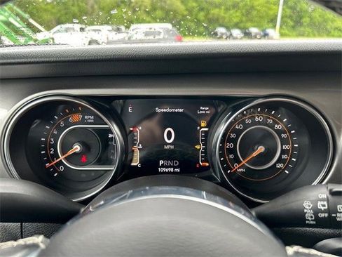 Used 2020 Jeep Wrangler Unlimited Sahara AWD/4WD image 20
