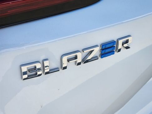 New 2025 Chevrolet Blazer EV LT FWD image 11