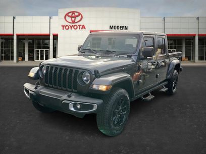 Used 2023 Jeep Gladiator Sport