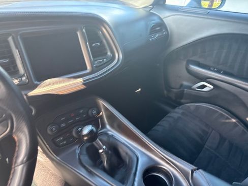Used 2020 Dodge Challenger R/T Scat Pack RWD image 8