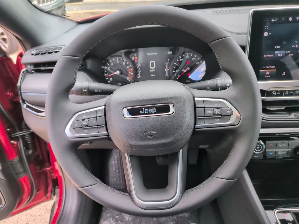 New 2026 Jeep Compass Latitude AWD/4WD image 23
