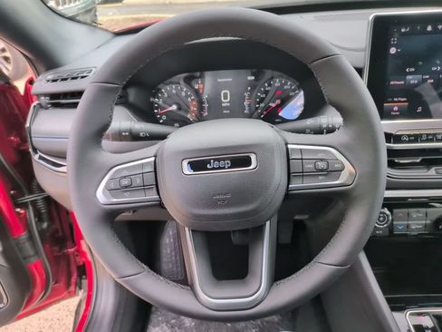 New 2026 Jeep Compass Latitude AWD/4WD image 23