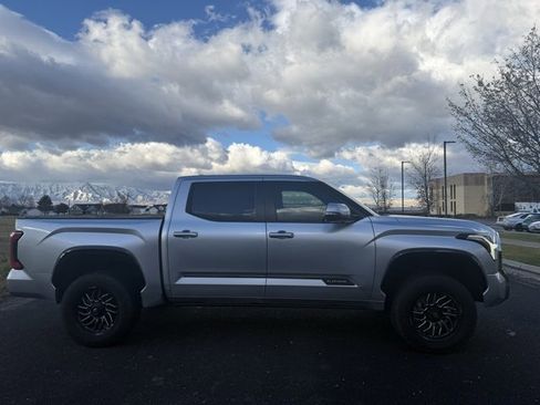 Used 2024 Toyota Tundra Platinum image 5