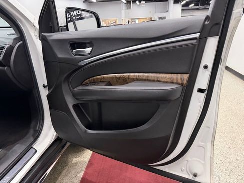 Used 2020 Acura MDX SH-AWD w/ Technology Package image 31