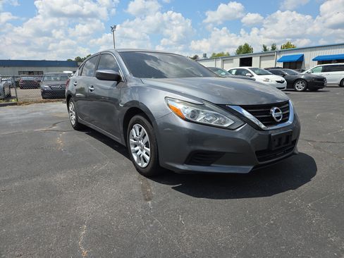 Used 2018 Nissan Altima 2.5 S image 7