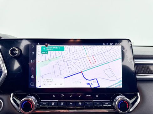 Used 2024 GMC Canyon Elevation w/ Elevation Premium Package image 4