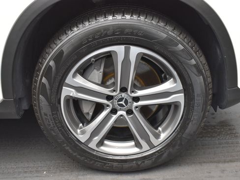 Used 2022 Mercedes-Benz GLC 300 4MATIC image 20