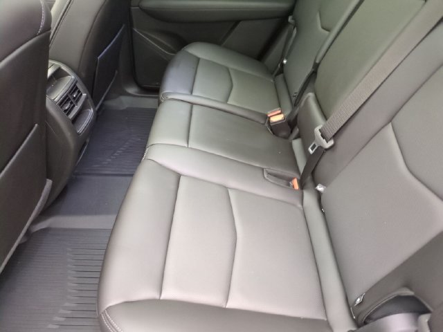 Used 2024 Cadillac XT5 Premium Luxury w/ LPO, Floor Liner Package AWD/4WD image 22