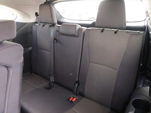 Certified 2024 Toyota Highlander LE image 11