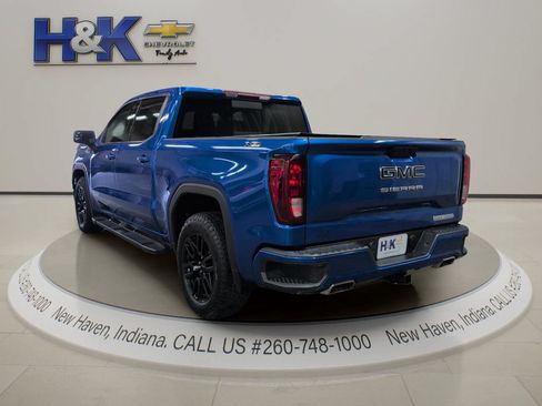 Used 2024 GMC Sierra 1500 Elevation w/ Preferred Package AWD/4WD image 4