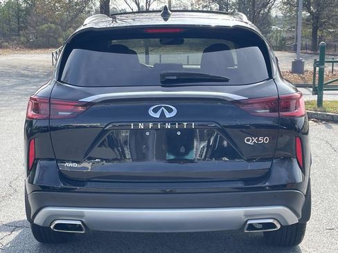 Certified 2025 INFINITI QX50 Luxe image 3
