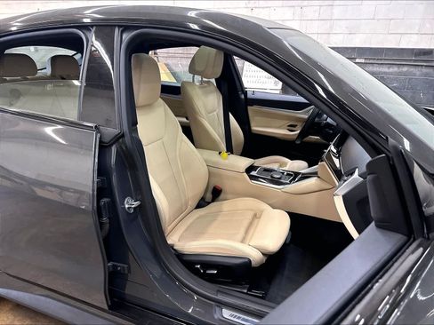 Used 2023 BMW i4 eDrive40 w/ M Sport Package RWD image 10