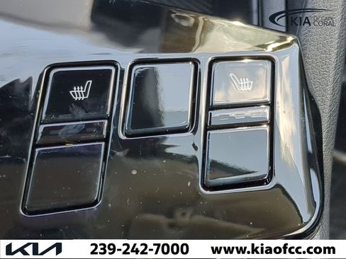 New 2025 Kia Sportage LX image 21