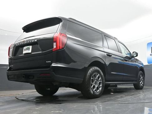 Used 2025 Ford Expedition Max Active AWD/4WD image 23
