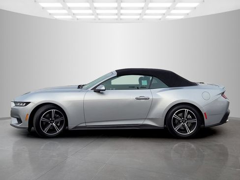 Used 2024 Ford Mustang Premium RWD image 7