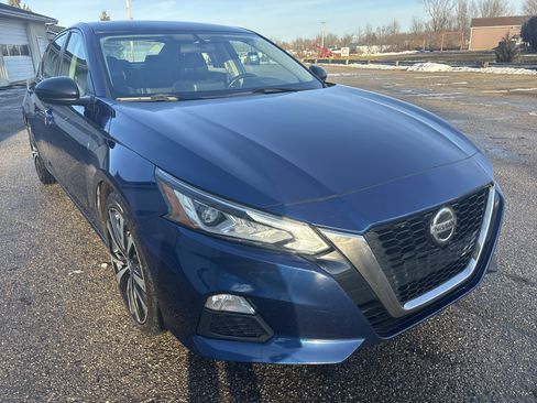 Used 2019 Nissan Altima 2.5 SR image 1