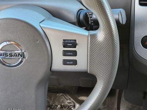 Used 2018 Nissan Frontier SV image 31