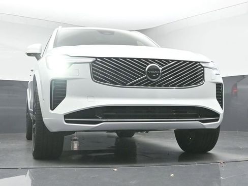 New 2026 Volvo XC90 B6 Ultra w/ Protection Package image 39