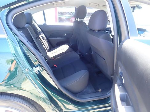 Used 2015 Chevrolet Cruze LT FWD image 26