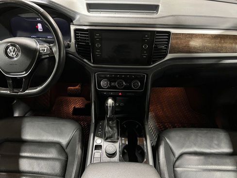Used 2018 Volkswagen Atlas SEL Premium image 37