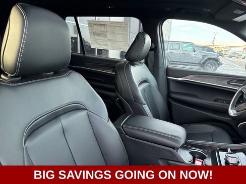 New 2025 Jeep Grand Cherokee L Limited image 51