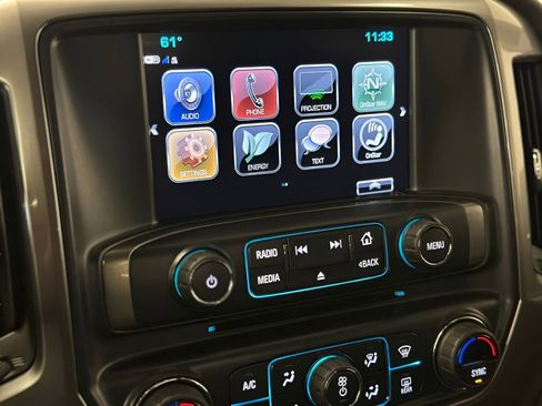 Certified 2018 Chevrolet Silverado 1500 LT w/ LT Eassist Package image 27