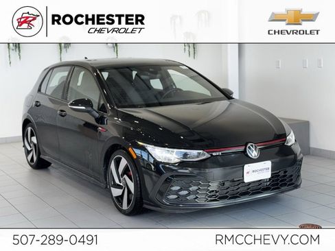 Used 2022 Volkswagen GTI S image 1