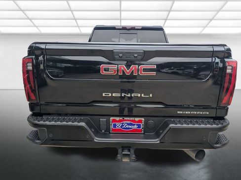 Used 2024 GMC Sierra 2500 Denali w/ Denali Reserve Package AWD/4WD image 32