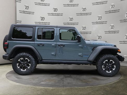 Used 2024 Jeep Wrangler Unlimited Rubicon 4xe image 6