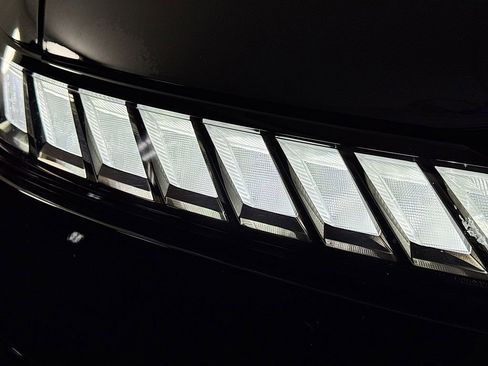 Used 2025 INFINITI QX80 Luxe image 39