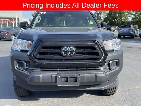 Used 2022 Toyota Tacoma SR AWD/4WD image 8