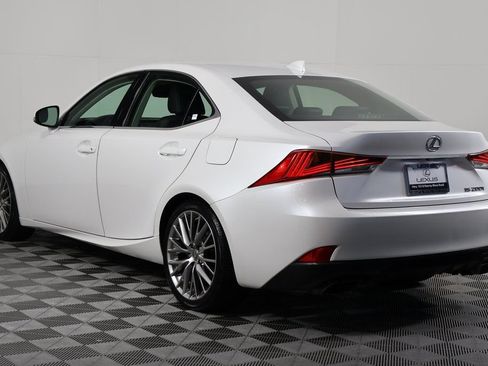 Used 2017 Lexus IS 200t RWD image 6