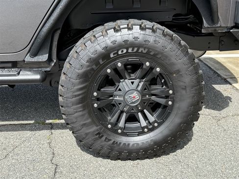 Used 2017 Jeep Wrangler Unlimited Sport w/ Quick Order Package 24S image 18