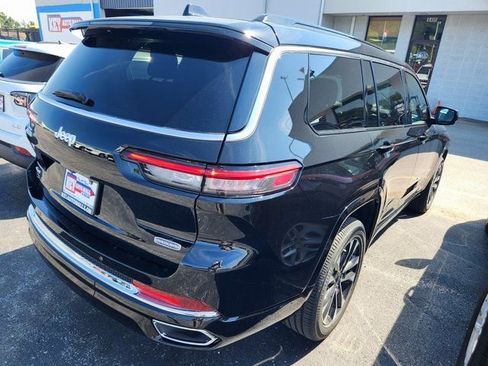 New 2025 Jeep Grand Cherokee L Overland w/ Trailer Tow Package AWD/4WD image 3