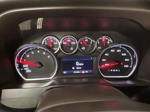 Used 2020 Chevrolet Silverado 1500 LT Trail Boss AWD/4WD image 15