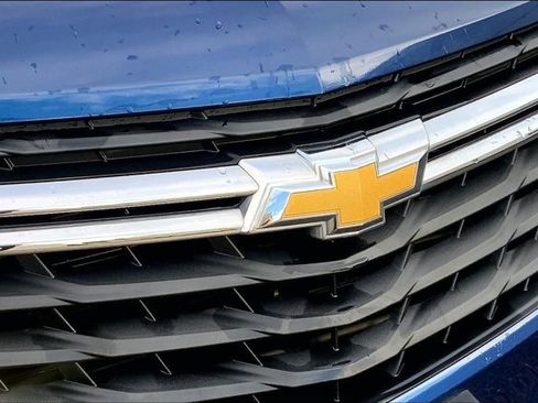 Used 2022 Chevrolet Equinox LS image 29