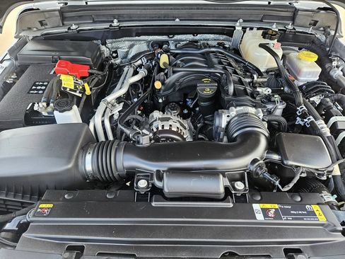 Used 2024 Jeep Wrangler Unlimited Sport AWD/4WD image 30