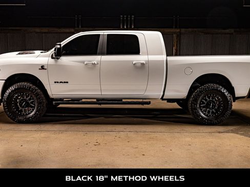 Used 2024 RAM 2500 Laramie w/ Night Edition image 6