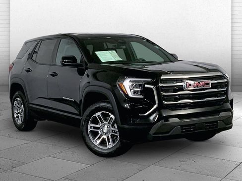 Used 2025 GMC Terrain Elevation AWD/4WD image 1