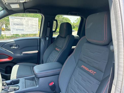 New 2025 Nissan Frontier PRO-4X w/ Pro Convenience Package image 17
