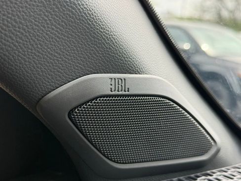 Used 2025 Toyota Tacoma TRD Sport w/ TRD Sport Premium Package image 29