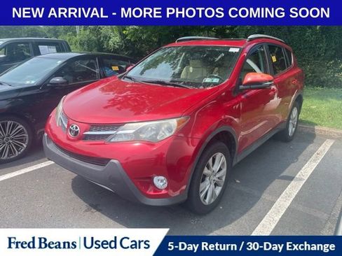Used 2014 Toyota RAV4 Limited AWD/4WD image 3