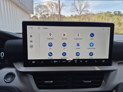 Used 2025 Ford Explorer Active image 35